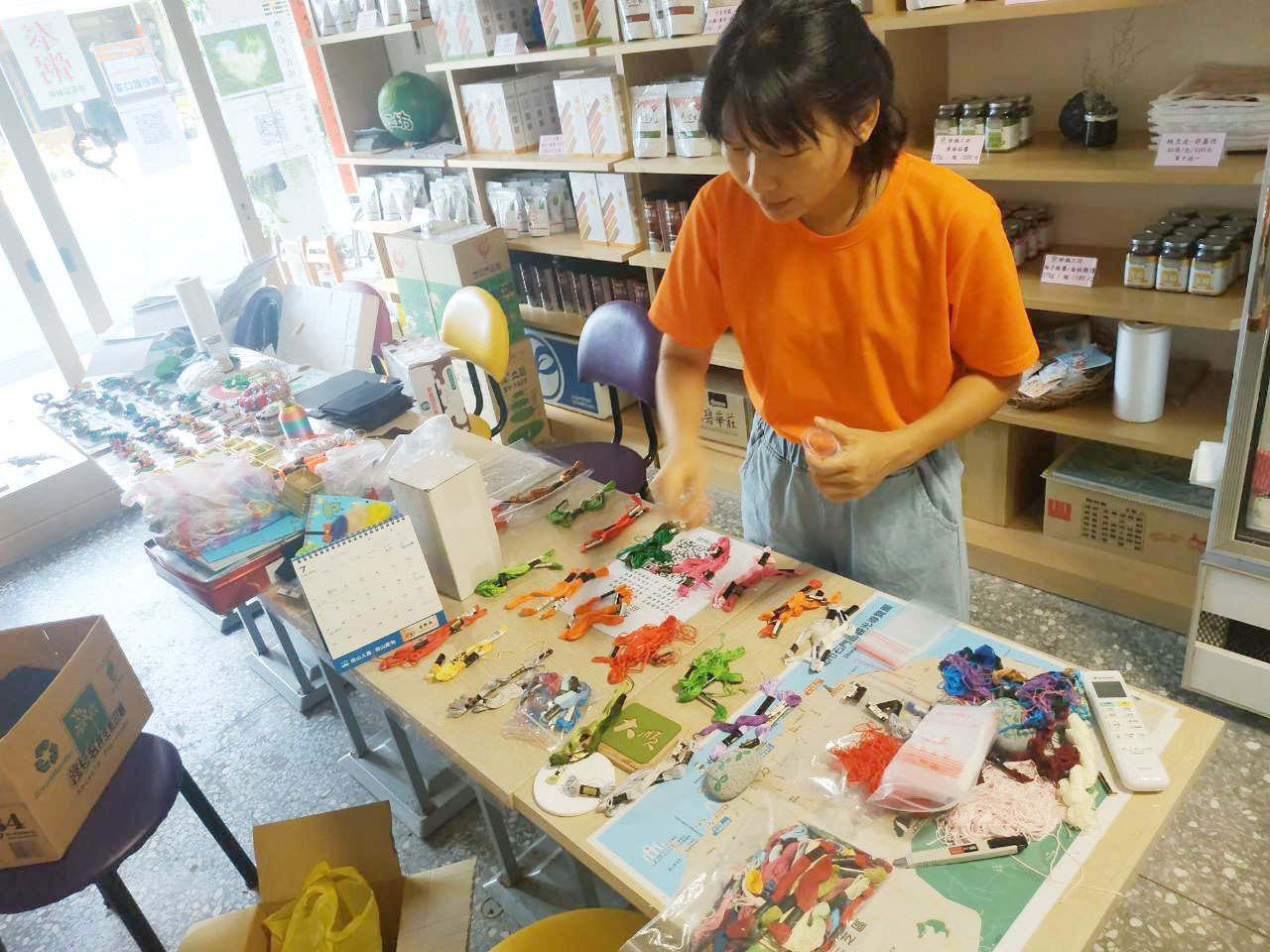 為課輔班視訊教學準備美術材料包110-07-02