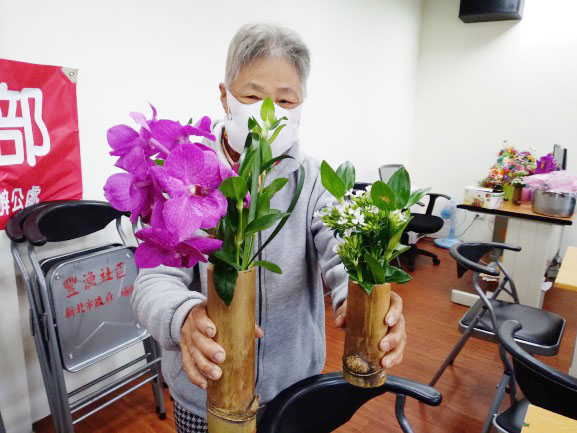 馨窩長者關懷據點金山站 -【笑口常開的謝阿姨】112-11-03