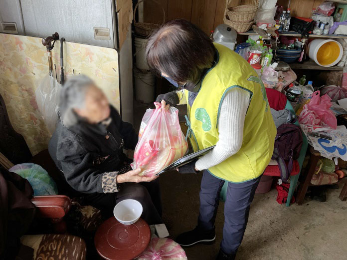 奉餐服務- 113年2 月份 總計7513人次