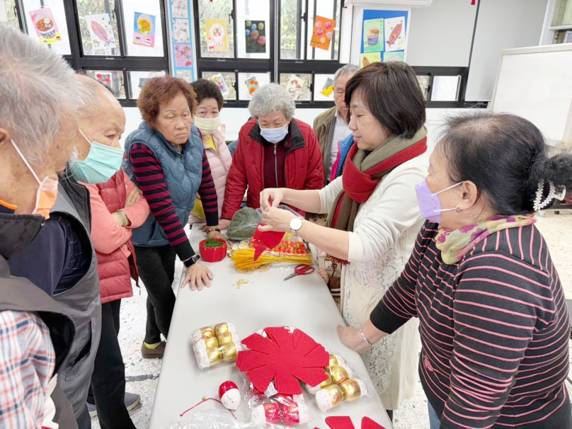  馨窩長者關懷據點石門茂林站【歡喜迎新年】  114-01-23